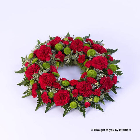 Large Classic Selection Wreath Red and Green