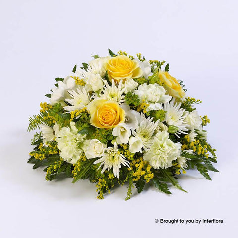 Extra Large Classic Yellow and White Posy