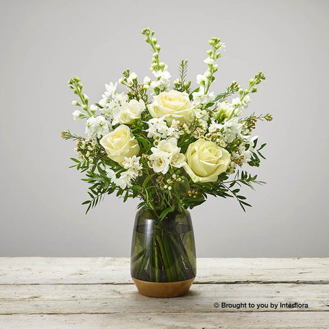 Fragrant Whites Vase Plus
